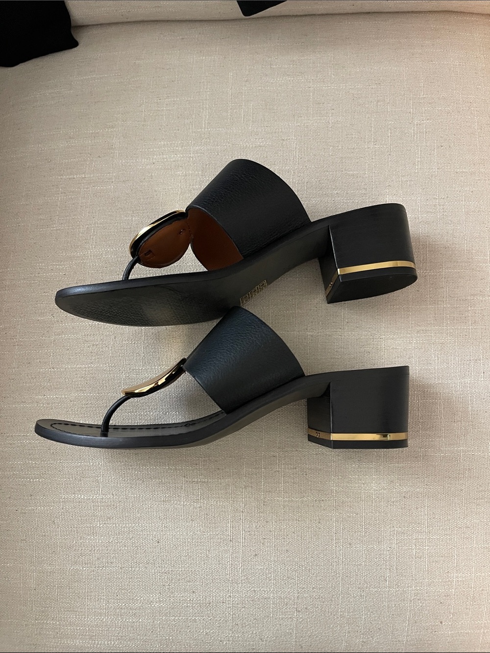 Tory Burch Patos Disc Sandals Like New
Sz 8.5M - Picture 2 of 3